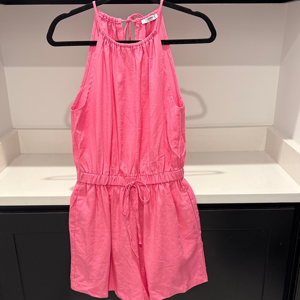 Ci Sono Vibrant Pink Romper. Size S